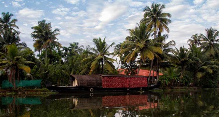 10 Places Not Miss In Kerala